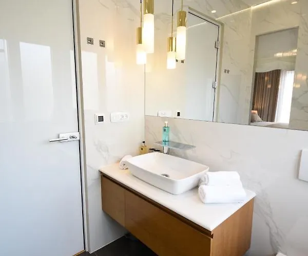 Fortuna Luxury 1 Frühstückspension 4*