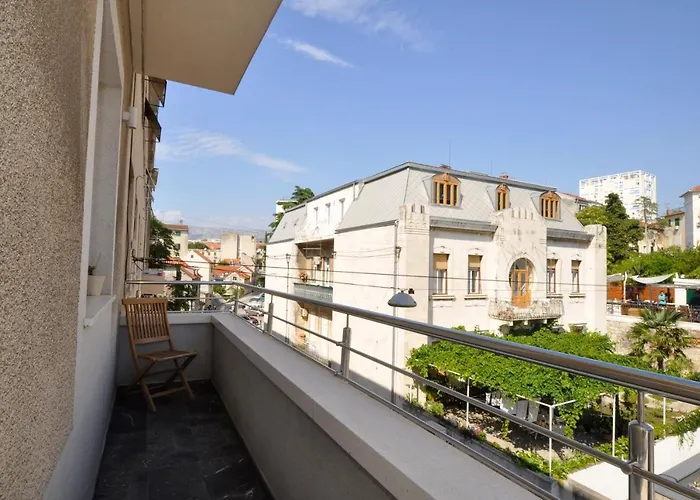 Fortuna Luxury 1 4* Split