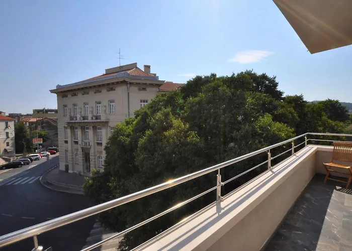 Fortuna Luxury 1 Nocleg ze śniadaniem