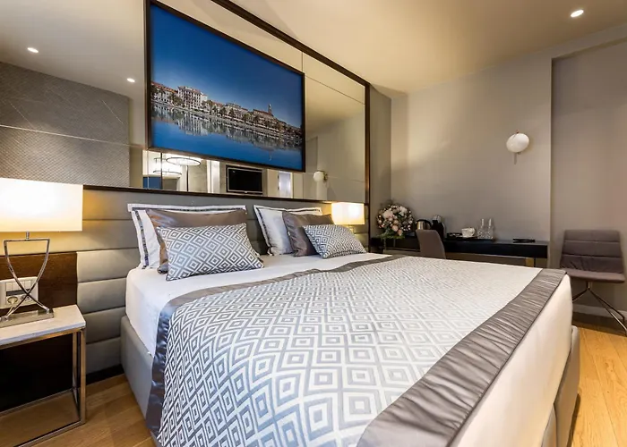 Fortuna Luxury 1 Nocleg ze śniadaniem Split